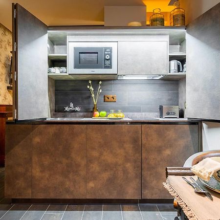Suite Opium Den By Justine Apartments Apartamento Turistico En Madrid Rio Ngoại thất bức ảnh