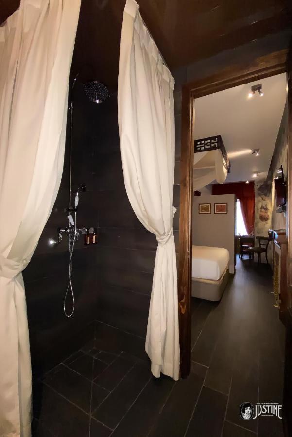 Suite Opium Den By Justine Apartments Apartamento Turistico En Madrid Rio Ngoại thất bức ảnh